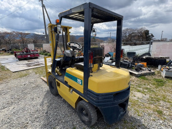 フォークリフト FG15F