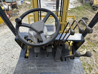 フォークリフト FG15F