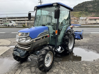 トラクター GEAS AT33