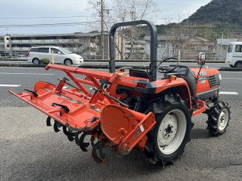 トラクター GREATS T22