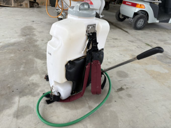 背負式手動噴霧器 グランドマスター RM-10