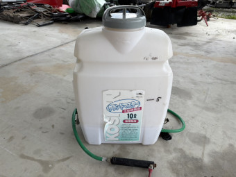 背負式手動噴霧器 グランドマスター RM-10