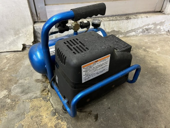 コンプレッサー