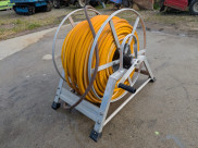 ホース巻取り器