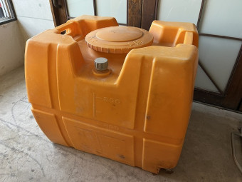 業務用ポリタンク 300L