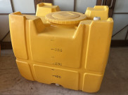 業務用ポリタンク 300L