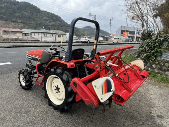 トラクター F-190