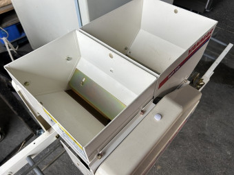 播種機 すこやか播Pe HP10