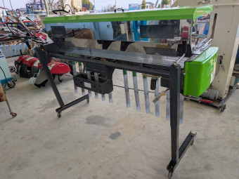 肥料散布機 グランドソワー NPS-170