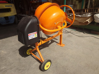 コンクリ-トミキサー