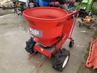 肥料散布機 MM-102