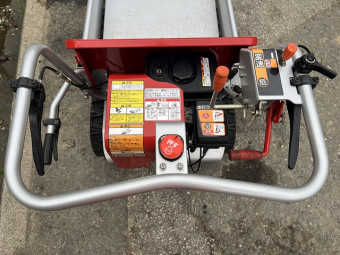 クローラー運搬車 MC85