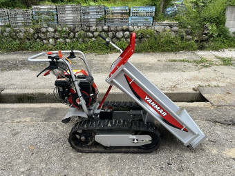 クローラー運搬車 MC85