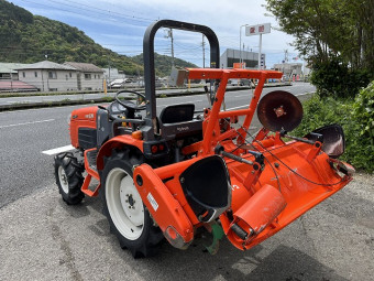 トラクター KB18