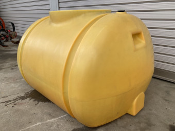 業務用ポリタンク 200L
