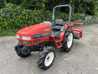 ホイルトラクタ AF224S