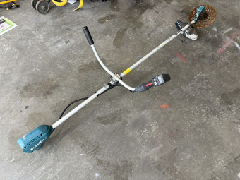 草刈機
