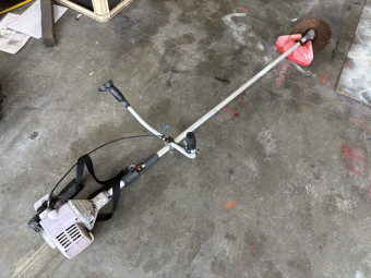 草刈機