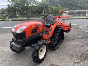 トラクター T240D