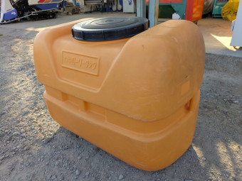 業務用ポリタンク ローリータンク LT-300