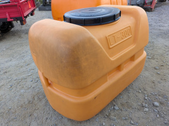 業務用ポリタンク ローリータンク LT-300