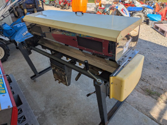 肥料散布機 グランドソワー NPS-140