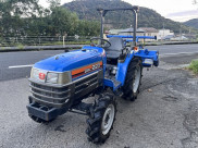 トラクター SIAL 223