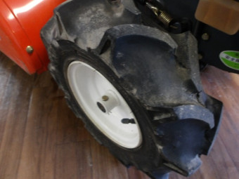 クボタ土の助 TR70