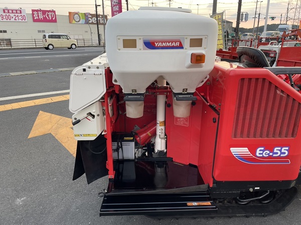 YANMAR Ee-30 稲刈機 ヤンマーコンバイン2条刈りEe-30
