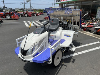 乗用田植機 / LE50