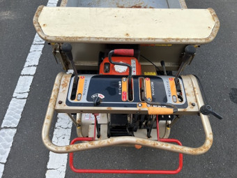 クローラ運搬車 / ECZ211D