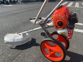 歩行式刈払機 / EBC26C