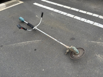 バッテリー式刈払機 / MUR185UD