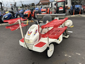 乗用田植機 / VP4