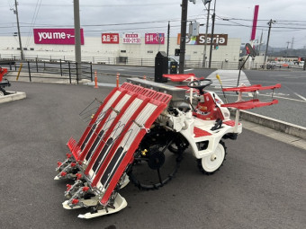 乗用田植機 / VP4