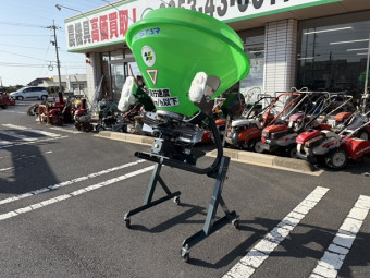 施肥 / MYB300SE-OS