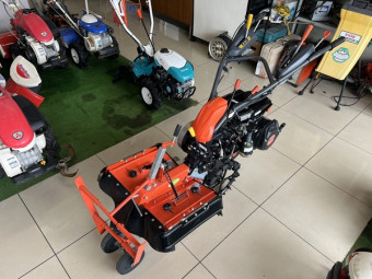 幅狭2輪管理機 / ネギ管理機FTN800