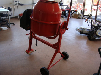 インターナショナルレーディング/コンクリートミキサー/PCM420