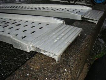 昭和ブリッジ販売/アルミブリッジ/SGN180-30-0.5