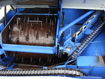 イセキ/自脱型コンバイン/HF325G