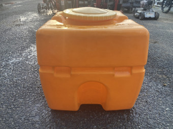 タンク / ローリータンク200L