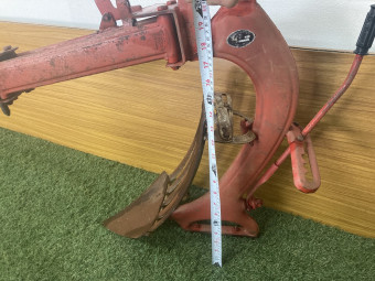 耕耘機用プラウ / 耕耘機用プラウ