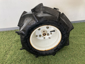バインダー用タイヤ / 18×9.00×8