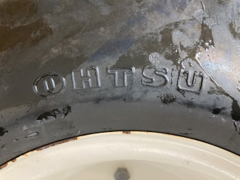 バインダー用タイヤ / 19×9.0-8