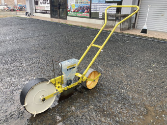 手押播種機 / AP-1